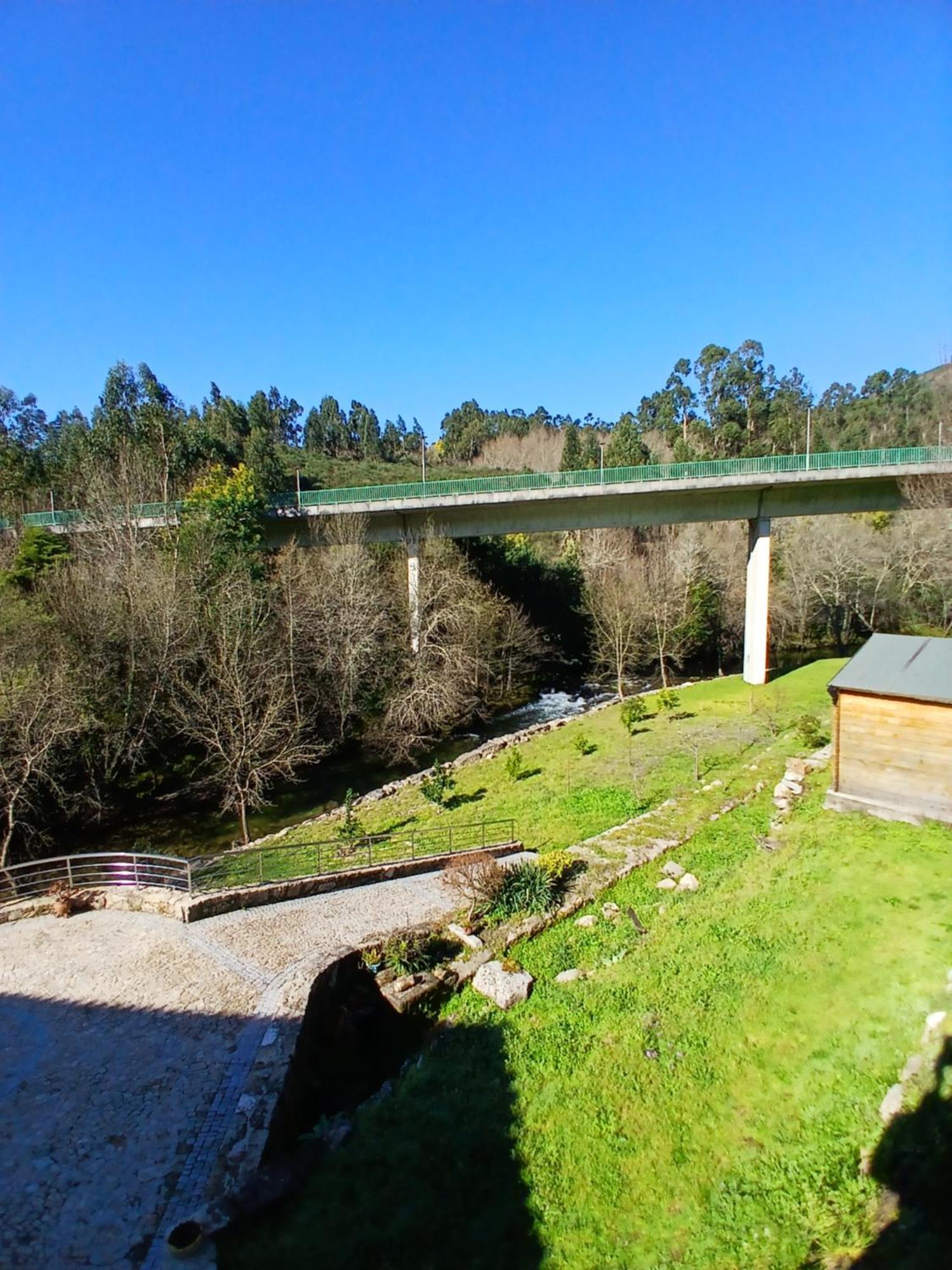 Casinha Ponte Nova Villa มองเซา ภายนอก รูปภาพ